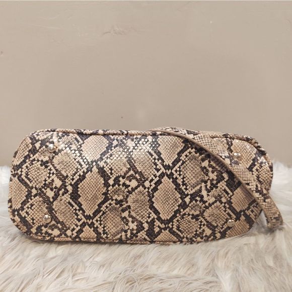 Urban Expressions | Large Faux Snakeskin Bag - Picture 6 of 12